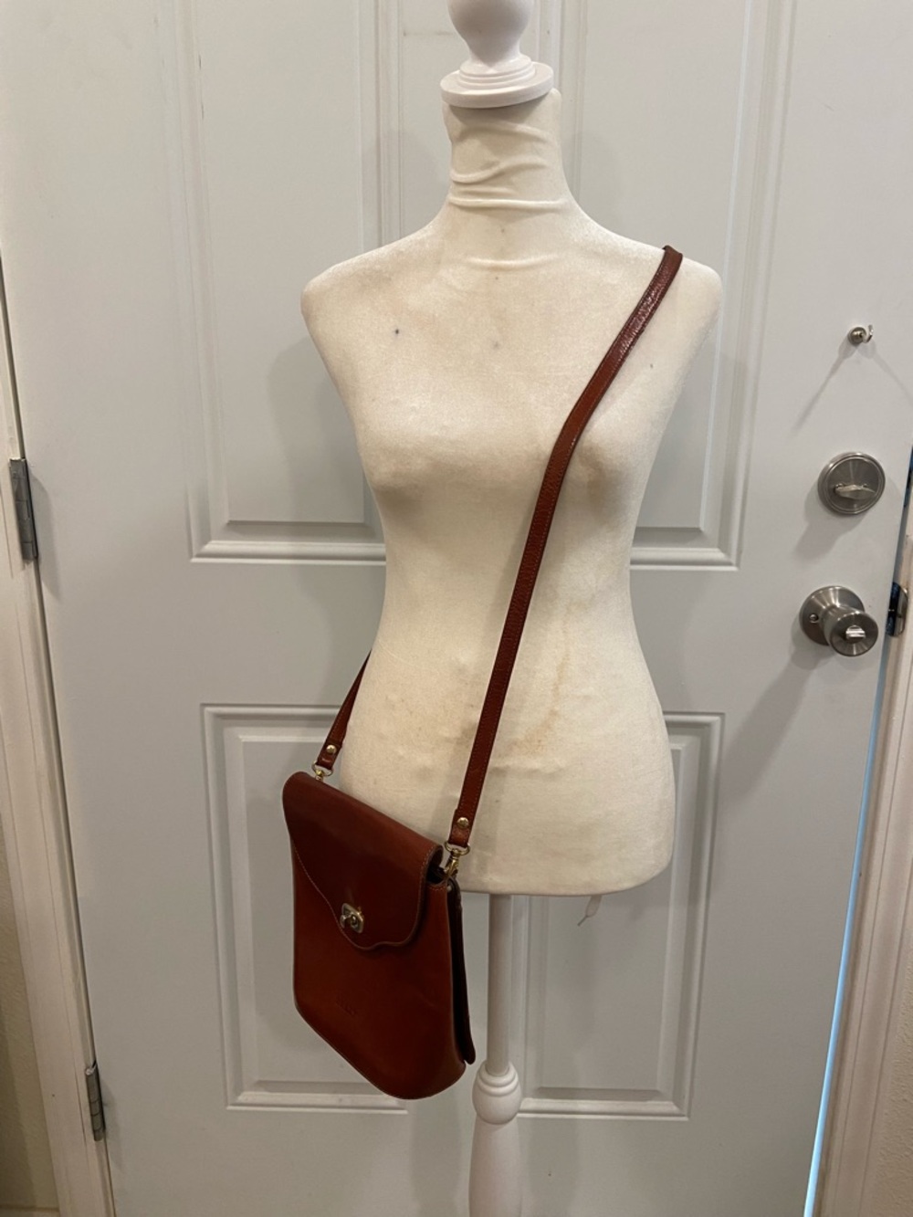 Vintage Bally crossbody